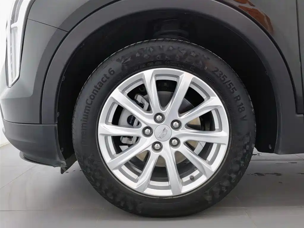 CADILLAC XT4 2021