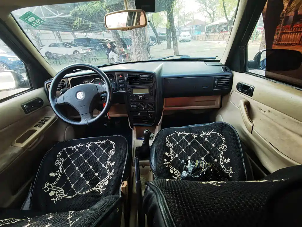 VOLKSWAGEN JETTA 2008