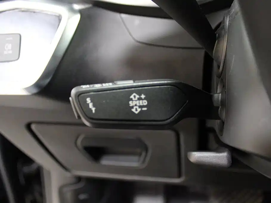 AUDI A6L 2020