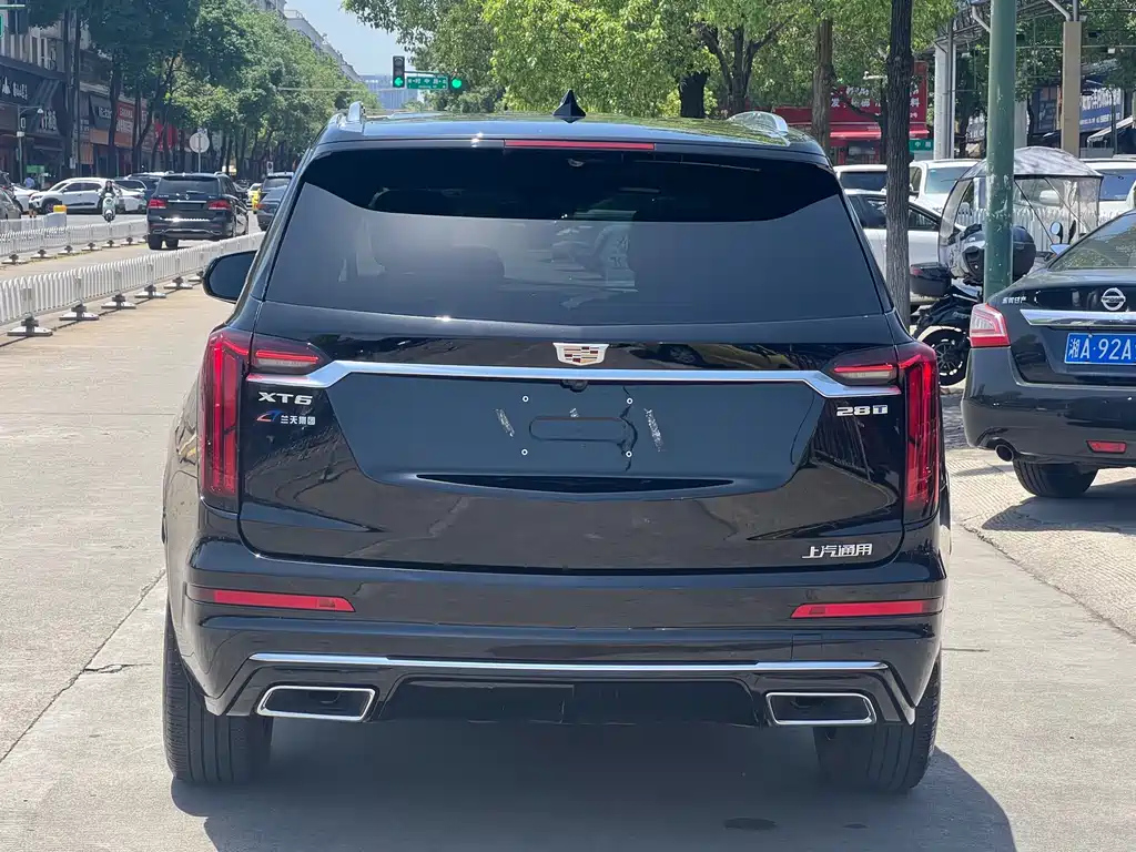 CADILLAC XT6 2022