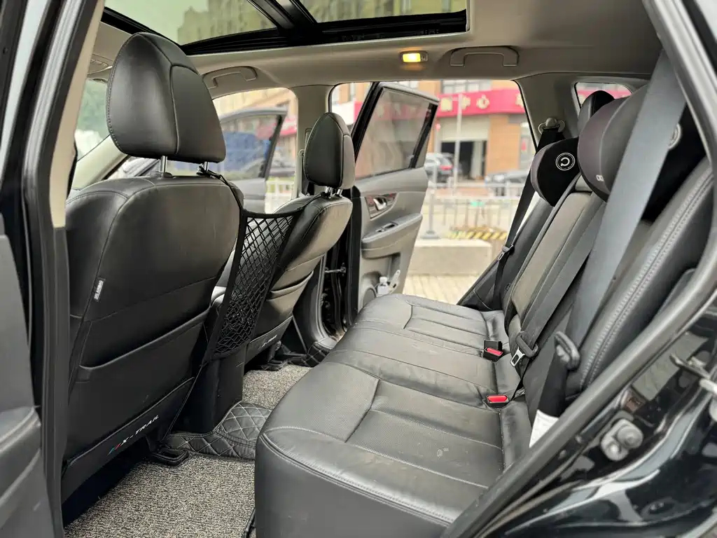 NISSAN X-TRAIL 2020