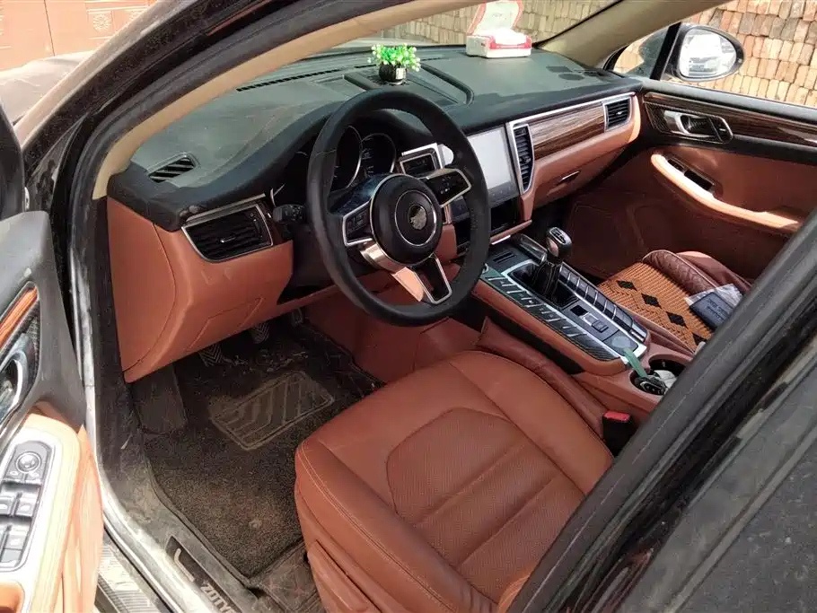 ZOTYE SR9 2016