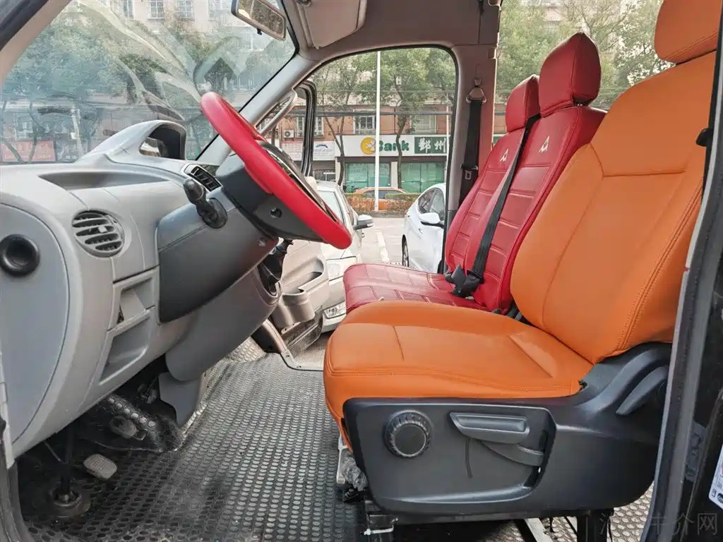 MAXUS V80 2021