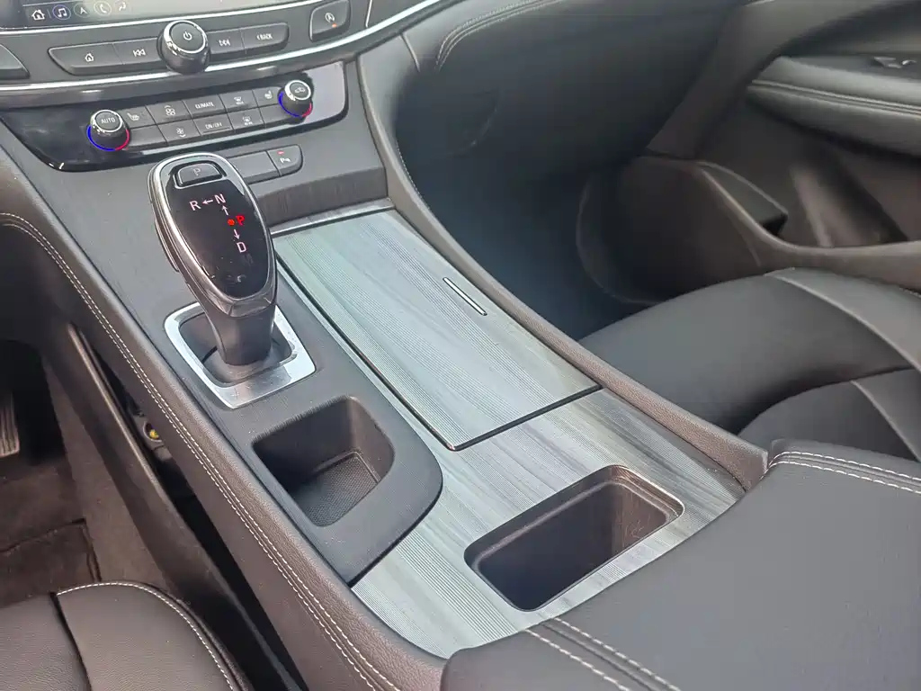 BUICK LACROSSE 2021