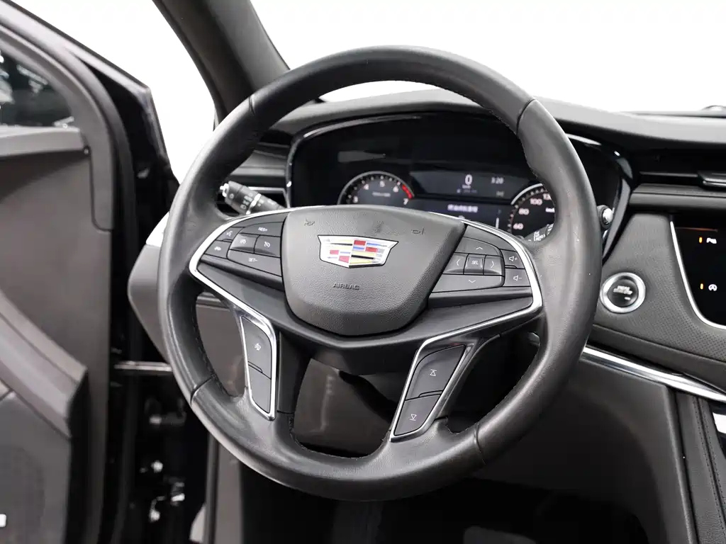 CADILLAC XT5 2021