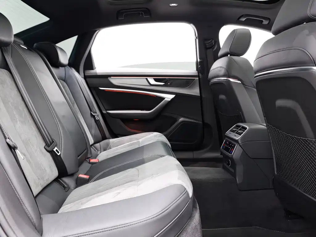AUDI A6L 2021