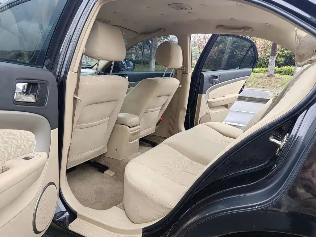 CHEVROLET OTHER 2011