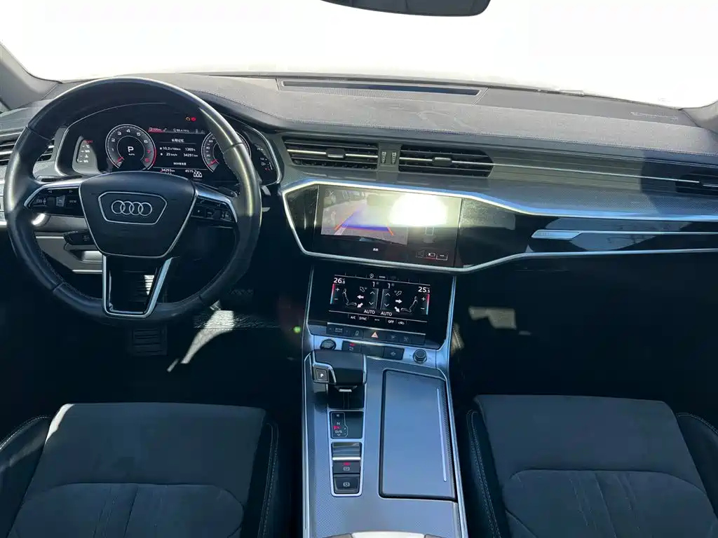 AUDI A6L 2021