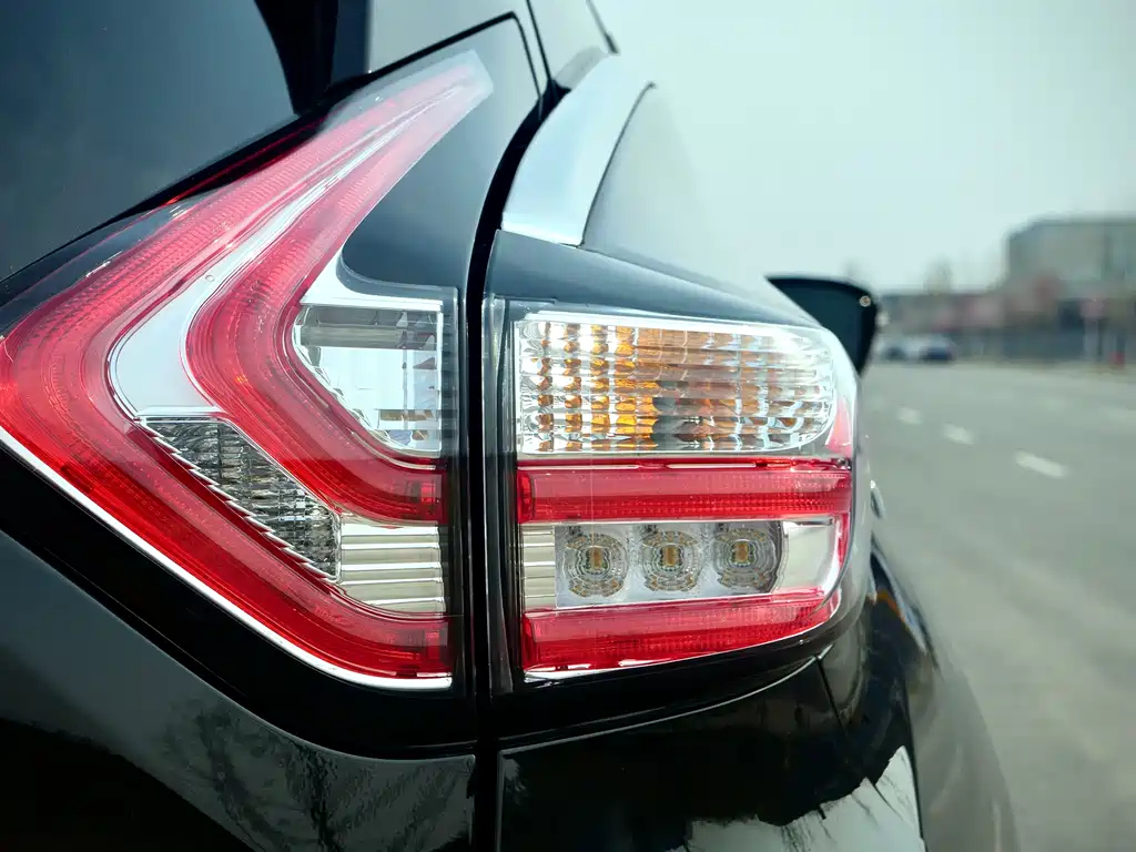 NISSAN MURANO 2023