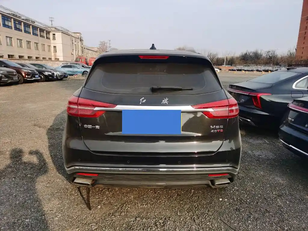 HONGQI HS5 2022