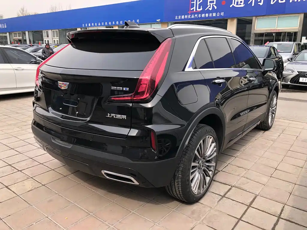 CADILLAC XT4 2024