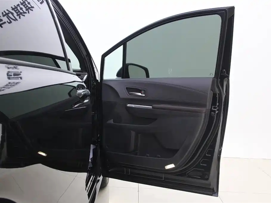 TOYOTA SIENNA SIENNA 2024