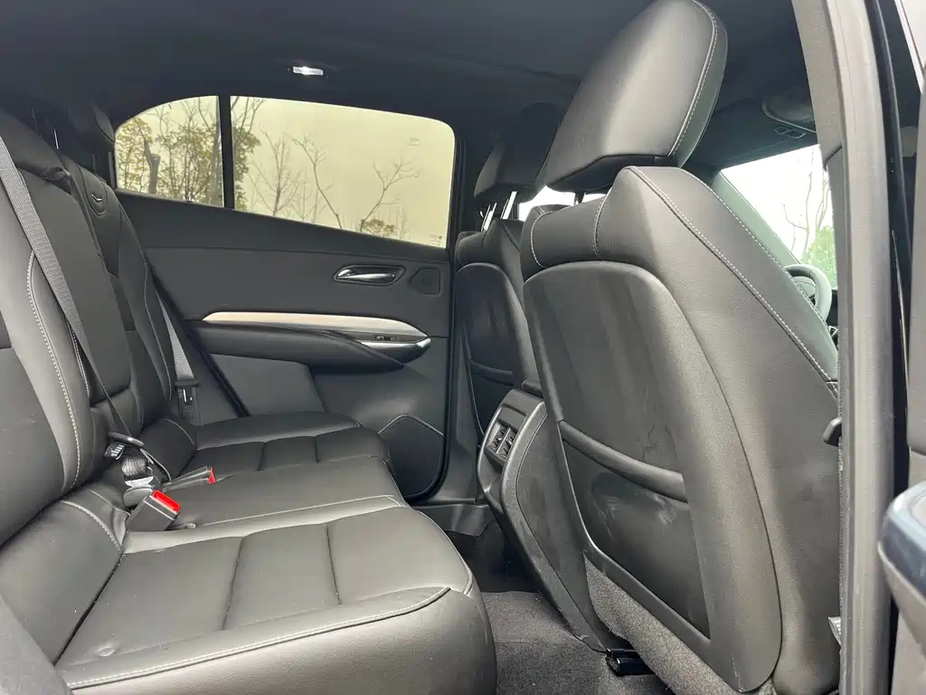 CADILLAC XT4 2019