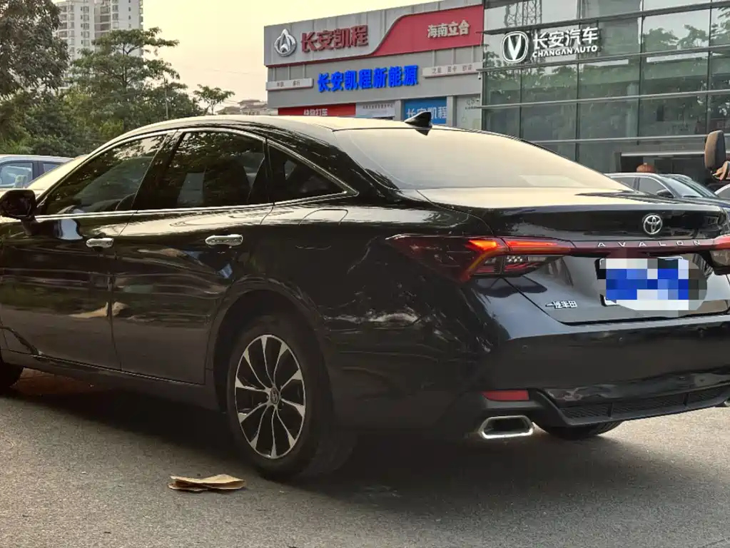 TOYOTA AVALON 2023