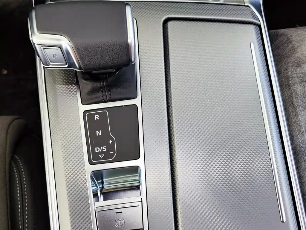 AUDI A6L 2024