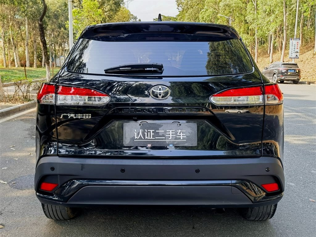 TOYOTA FRONTLANDER 2022