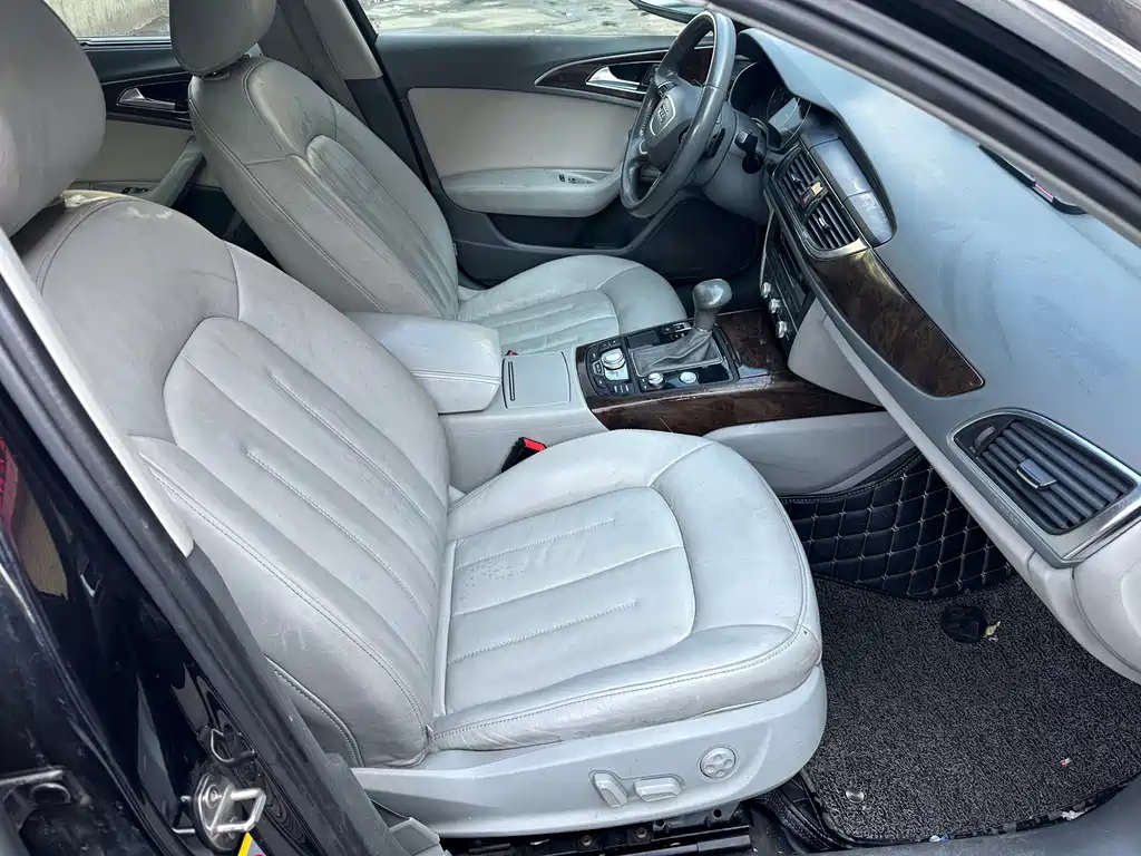 AUDI A6L 2012
