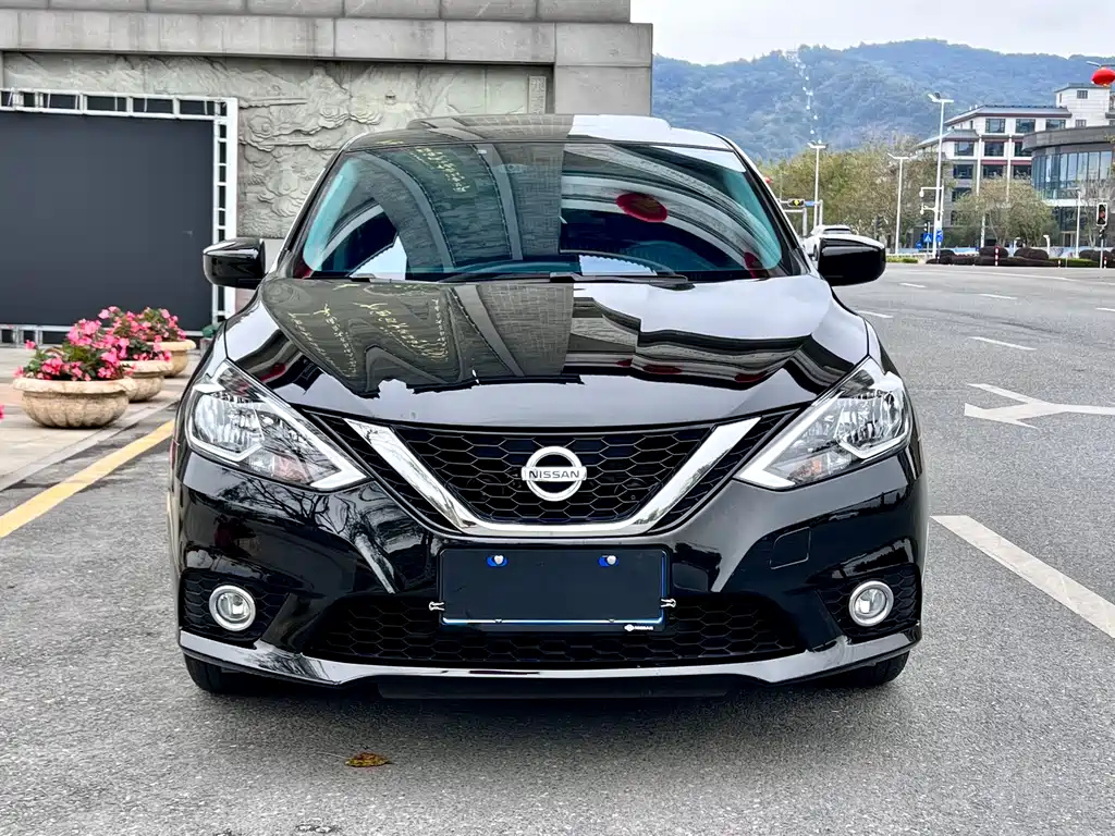 NISSAN SYLPHY 2022