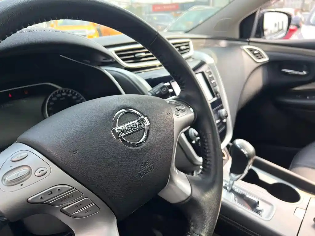 NISSAN MURANO 2018