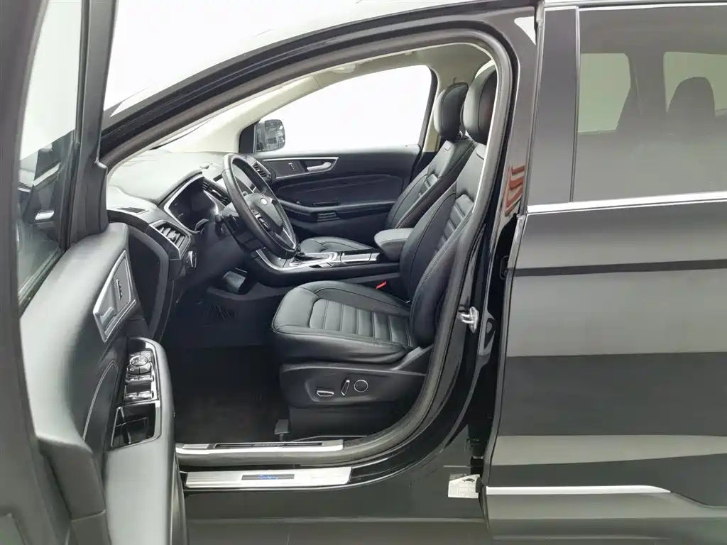 FORD EDGE 2018