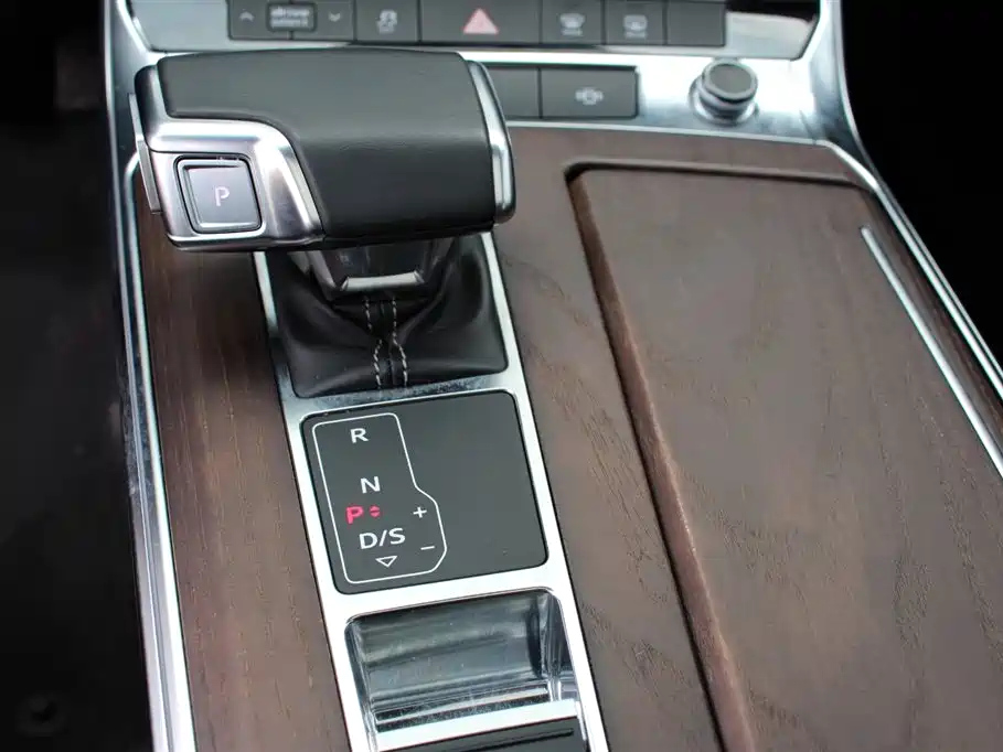 AUDI A6L 2021