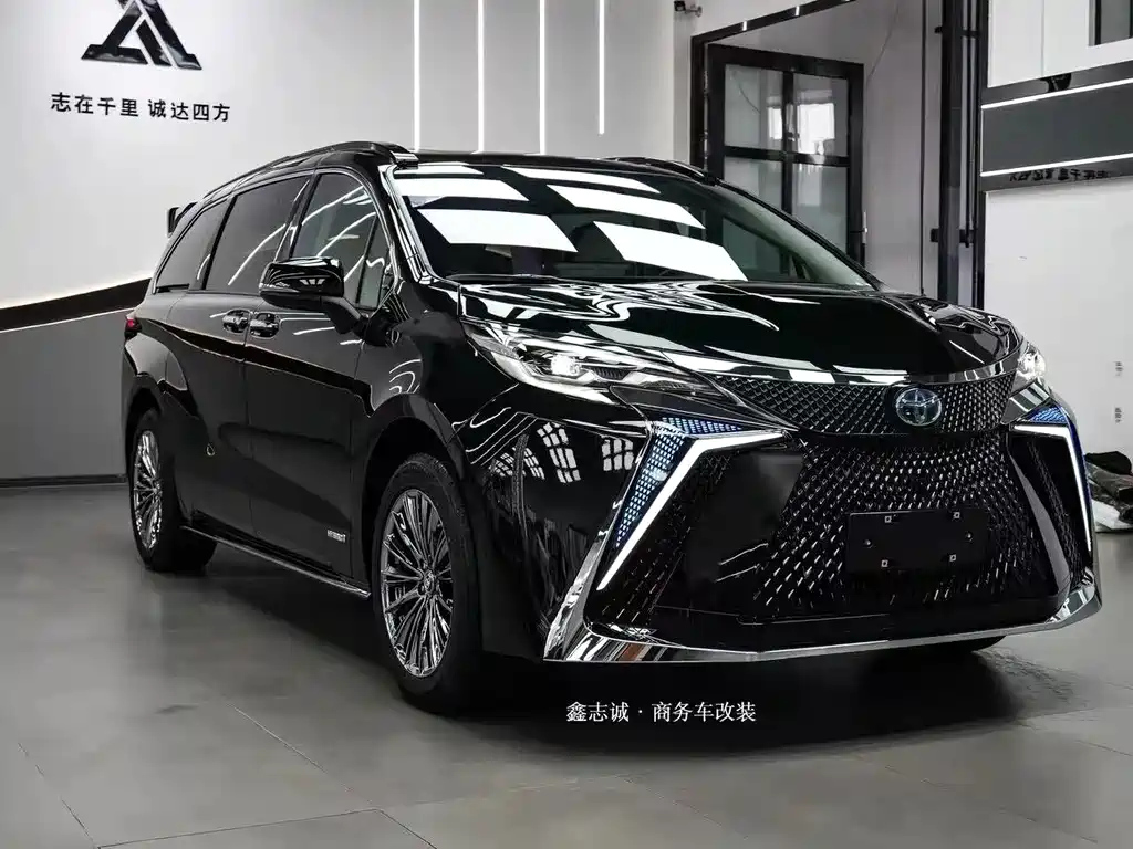TOYOTA SIENNA SIENNA 2024