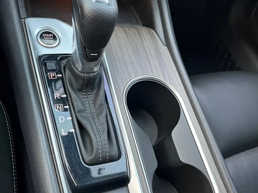 NISSAN TEANA 2021