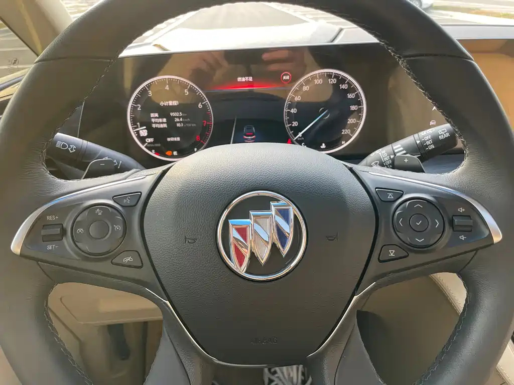 BUICK GL8 2023