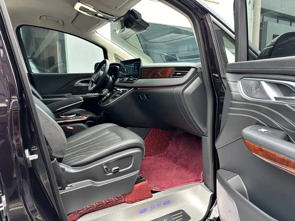 HONGQI HQ9 2023