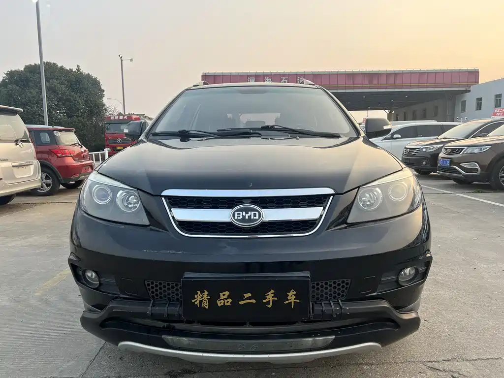 BYD S6 2014
