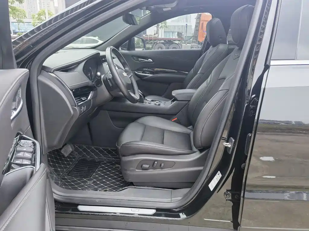 CADILLAC XT4 2020