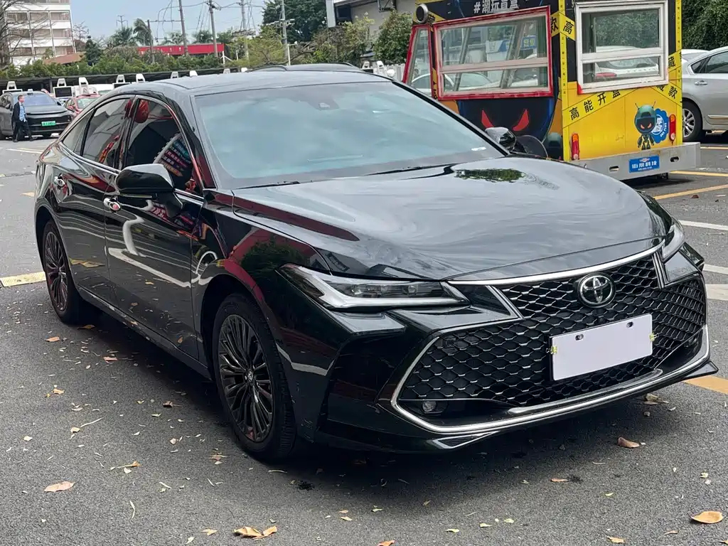 TOYOTA AVALON 2024