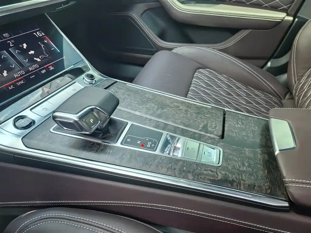 AUDI A6L 2023