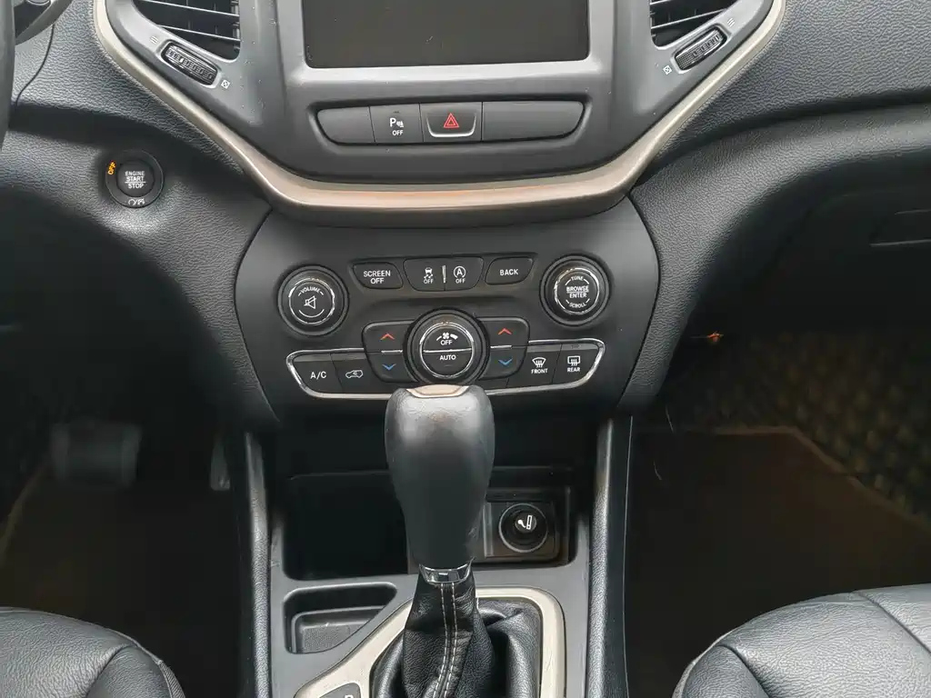 JEEP CHEROKEE 2017