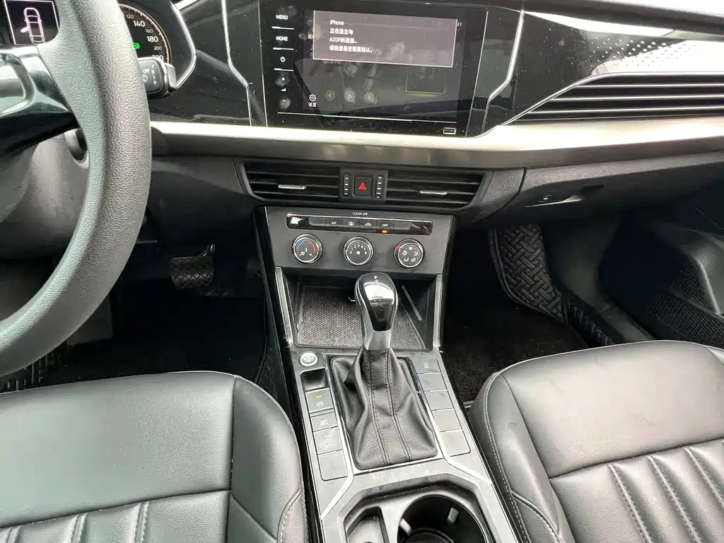 VOLKSWAGEN PASSAT 2021