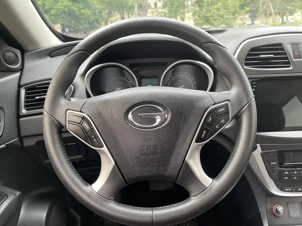 TRUMPCHI GS5 2015