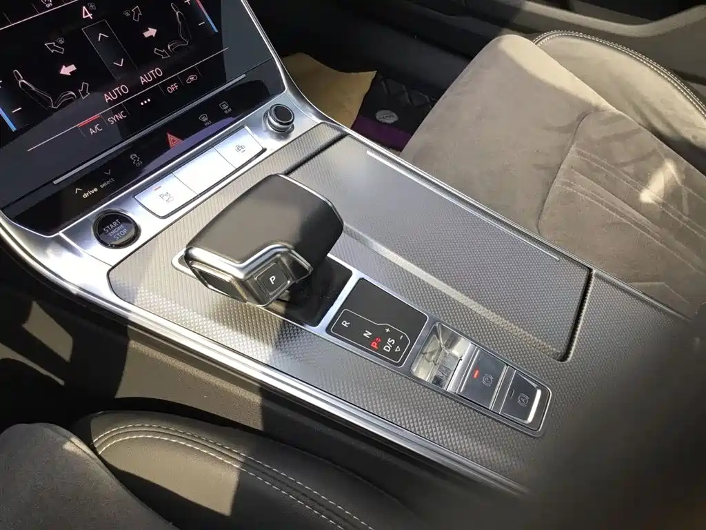AUDI A6L 2022