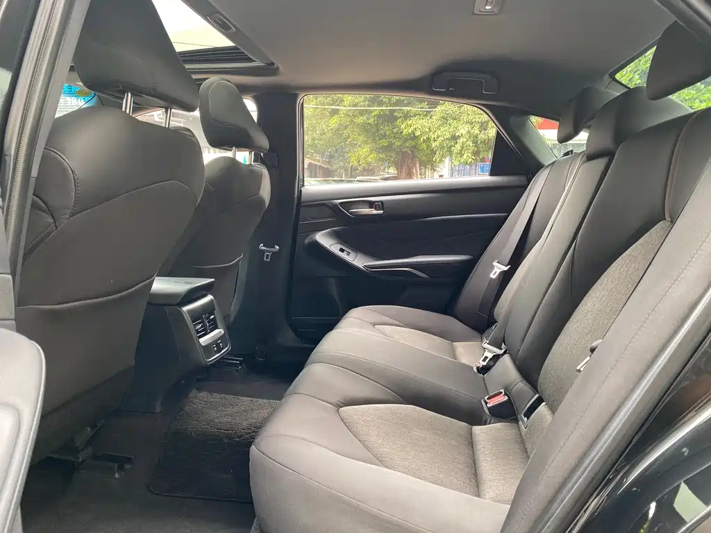 TOYOTA AVALON 2020