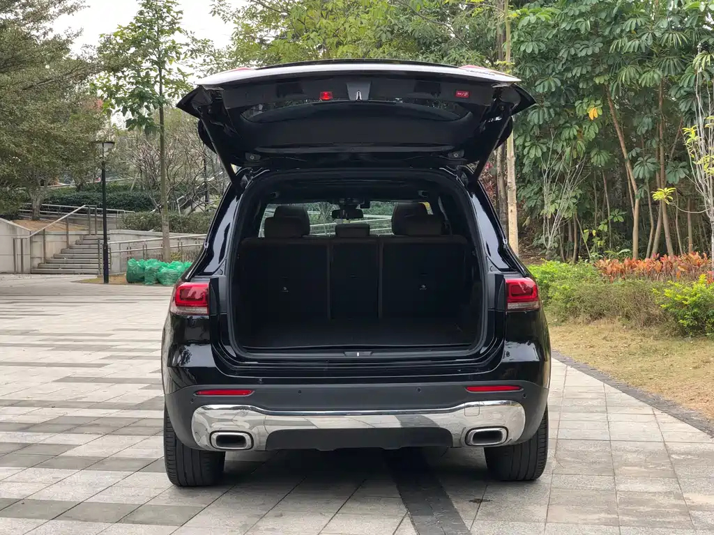 MERCEDES BENZ GLB 2021
