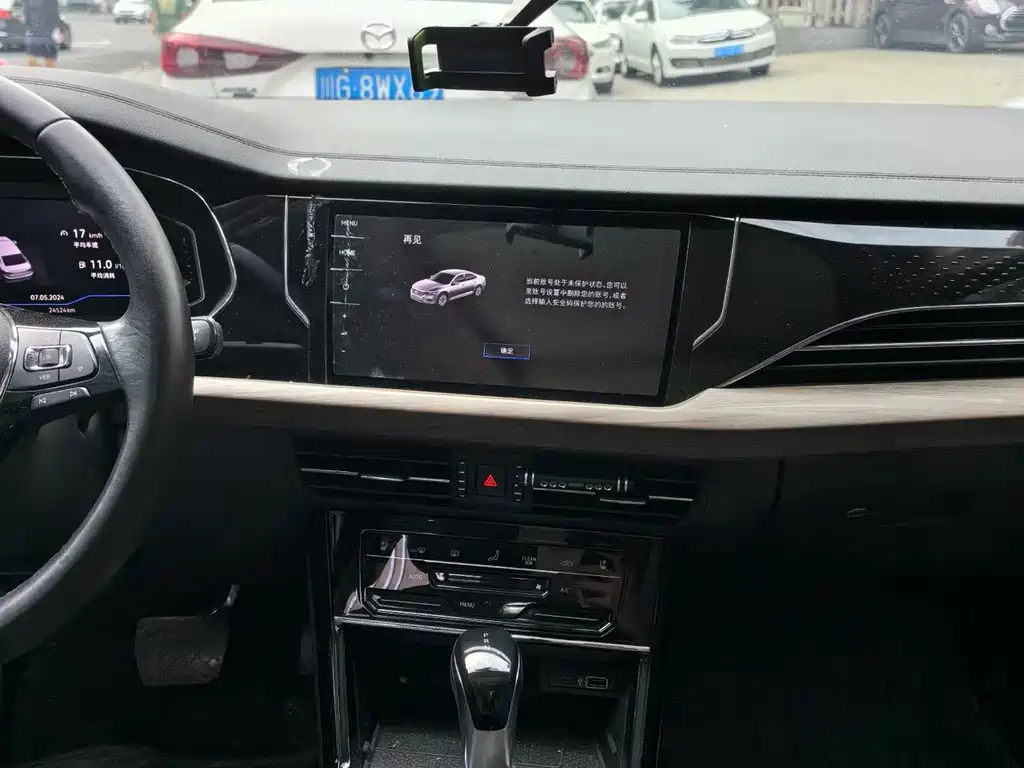 VOLKSWAGEN PASSAT 2020