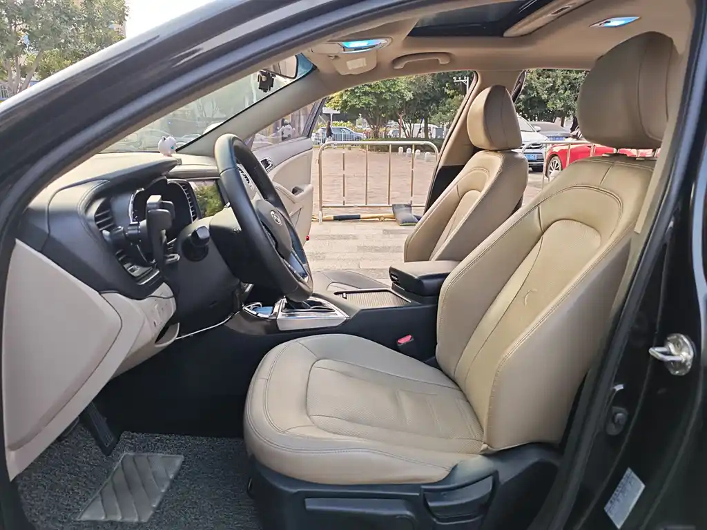 KIA K5 2014