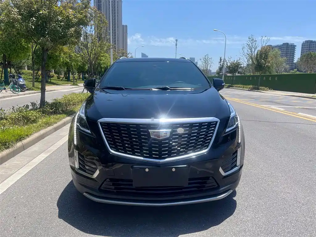 CADILLAC XT5 2021