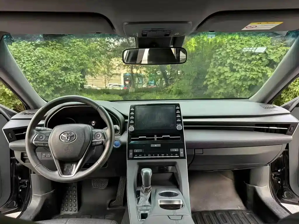 TOYOTA AVALON 2019