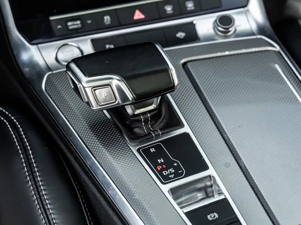 AUDI A6L 2020
