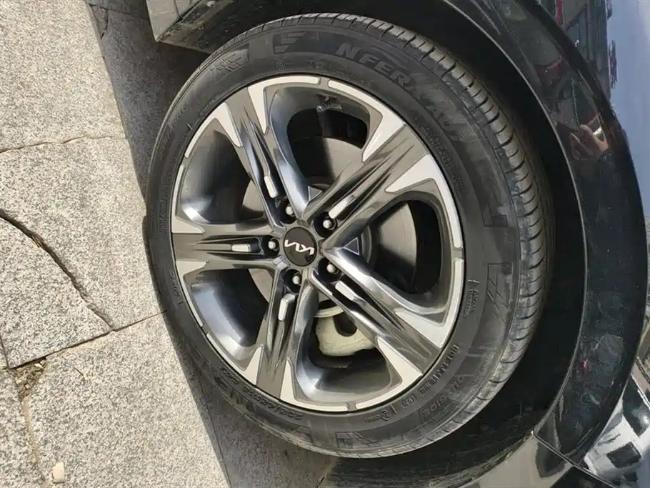KIA K5 2021
