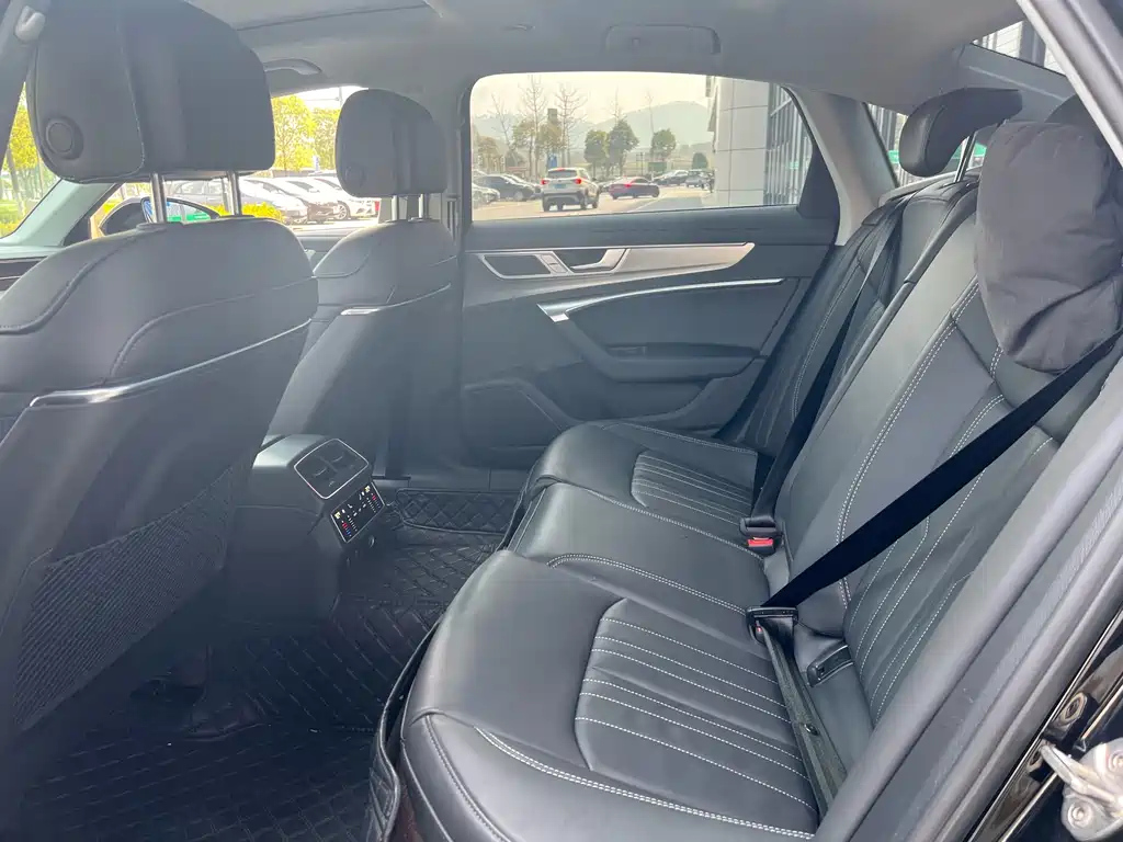AUDI A6L 2023