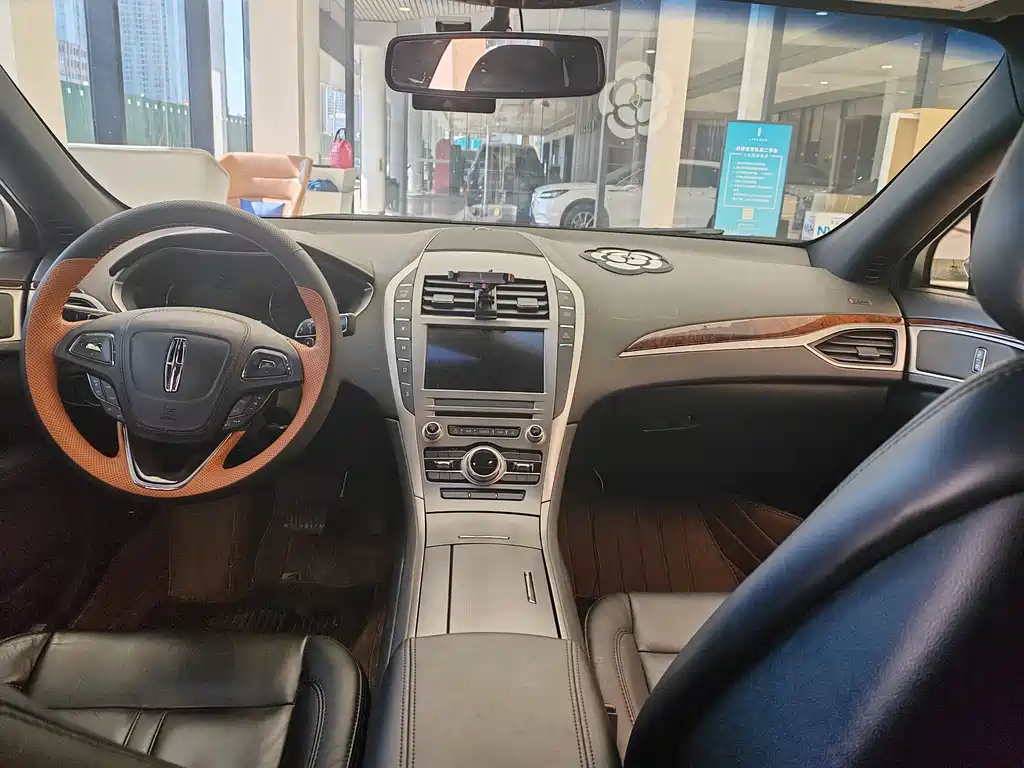 LINCOLN MKZ 2017