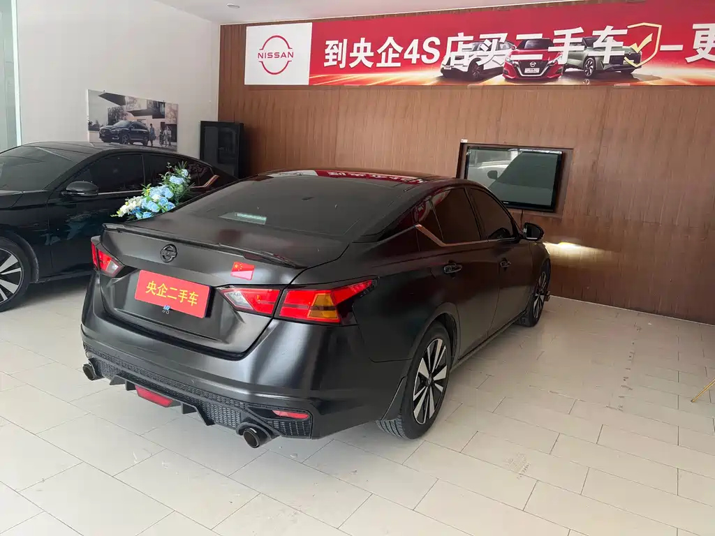 NISSAN TEANA 2020