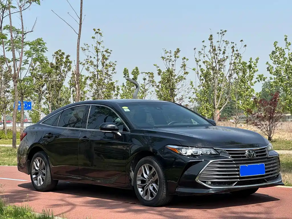 TOYOTA AVALON 2021