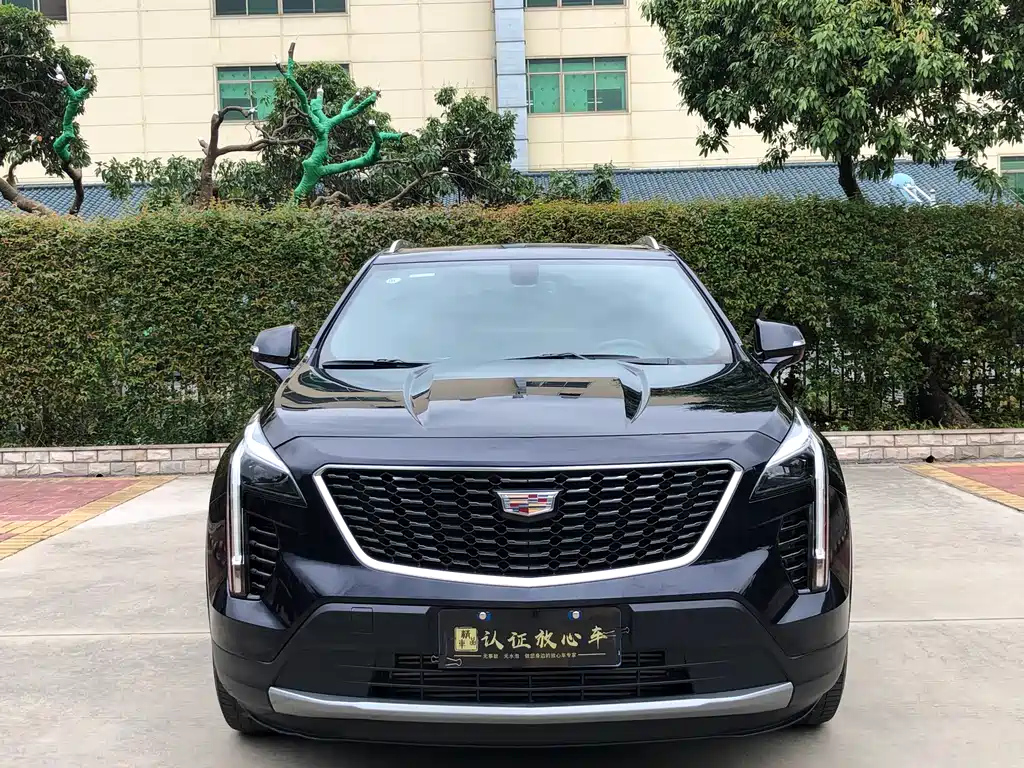 CADILLAC XT4 2021